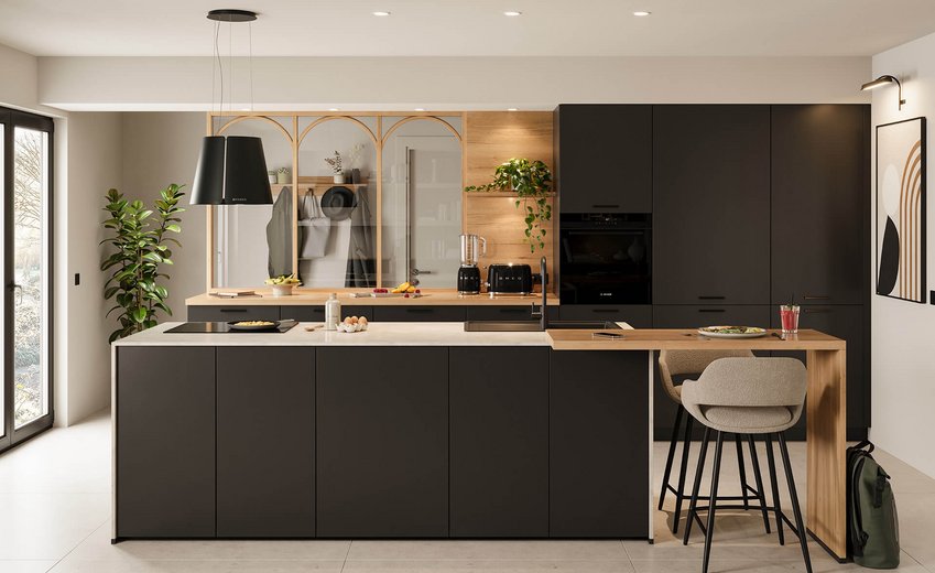 Cocina moderna con muebles negros y acabados en madera