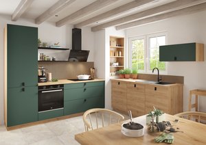 Cocina rústica con muebles verdes y de madera